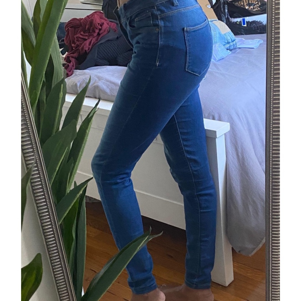 Skinny Jeans - Picture 2 of 4